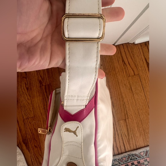 PUMA Bag - Picture 2 of 7